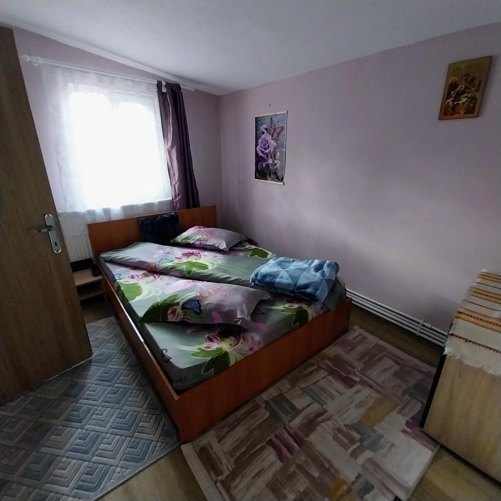 Casa Andreea Otel Novaci-Străini Dış mekan fotoğraf
